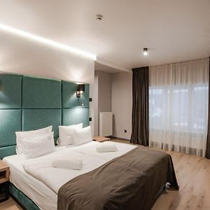 Apartament z łóżkiem king-size
